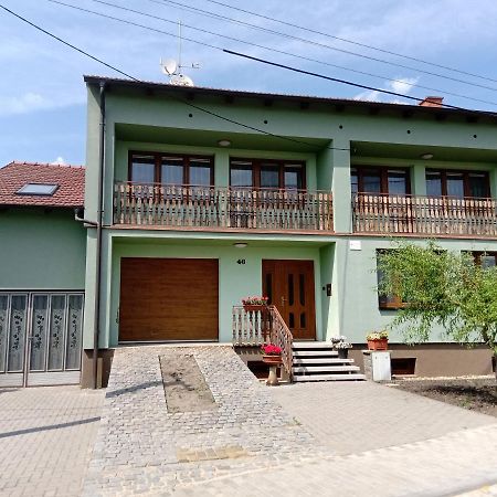 U Hradeb Apartment Mikulov Ngoại thất bức ảnh