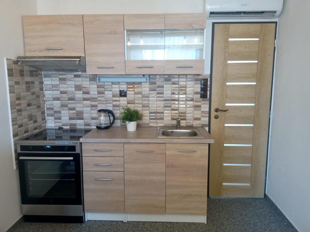 U Hradeb Apartment Mikulov Ngoại thất bức ảnh